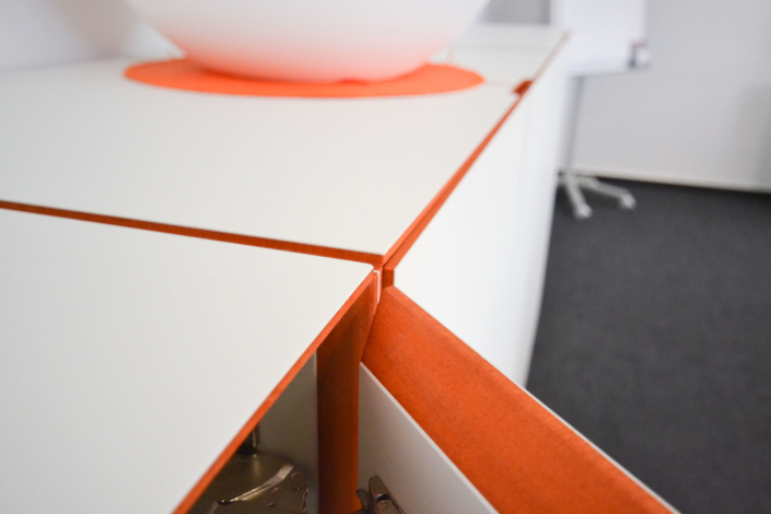 orange cube: Ein bulbaum Produkt ist immer eine qualitativ hochwertige Einzelanfertigung. bulbaum hat die kreative Idee und das perfekte Handwerk für jeden Kundenwunsch.