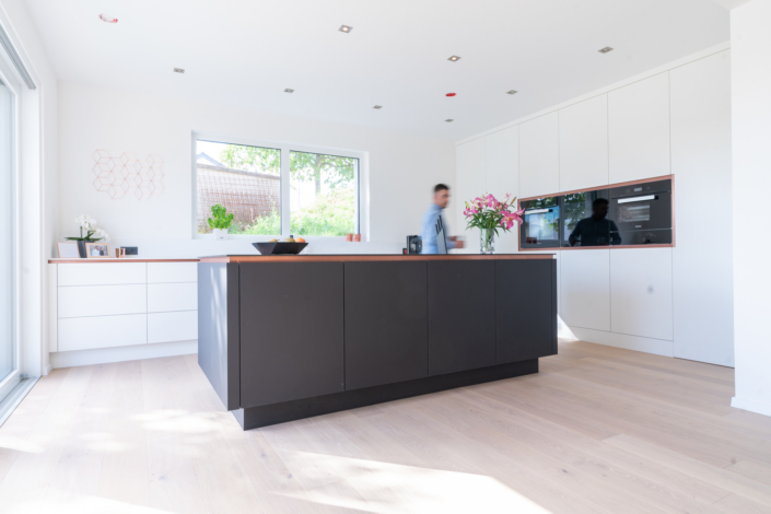 Küche50: Ein bulbaum Produkt ist immer eine qualitativ hochwertige Einzelanfertigung. bulbaum hat die kreative Idee und das perfekte Handwerk für jeden Kundenwunsch. Foto: Thomas Urbany