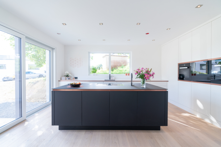 Küche50: Ein bulbaum Produkt ist immer eine qualitativ hochwertige Einzelanfertigung. bulbaum hat die kreative Idee und das perfekte Handwerk für jeden Kundenwunsch. Foto: Thomas Urbany